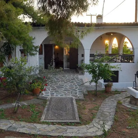 Vasilaras 3* Skála